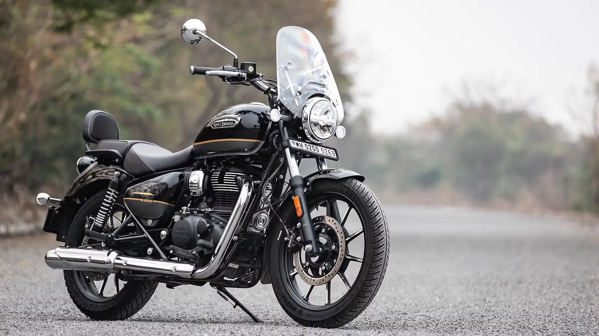 Royal Enfield Meteor 350 Right Front Three Quarter