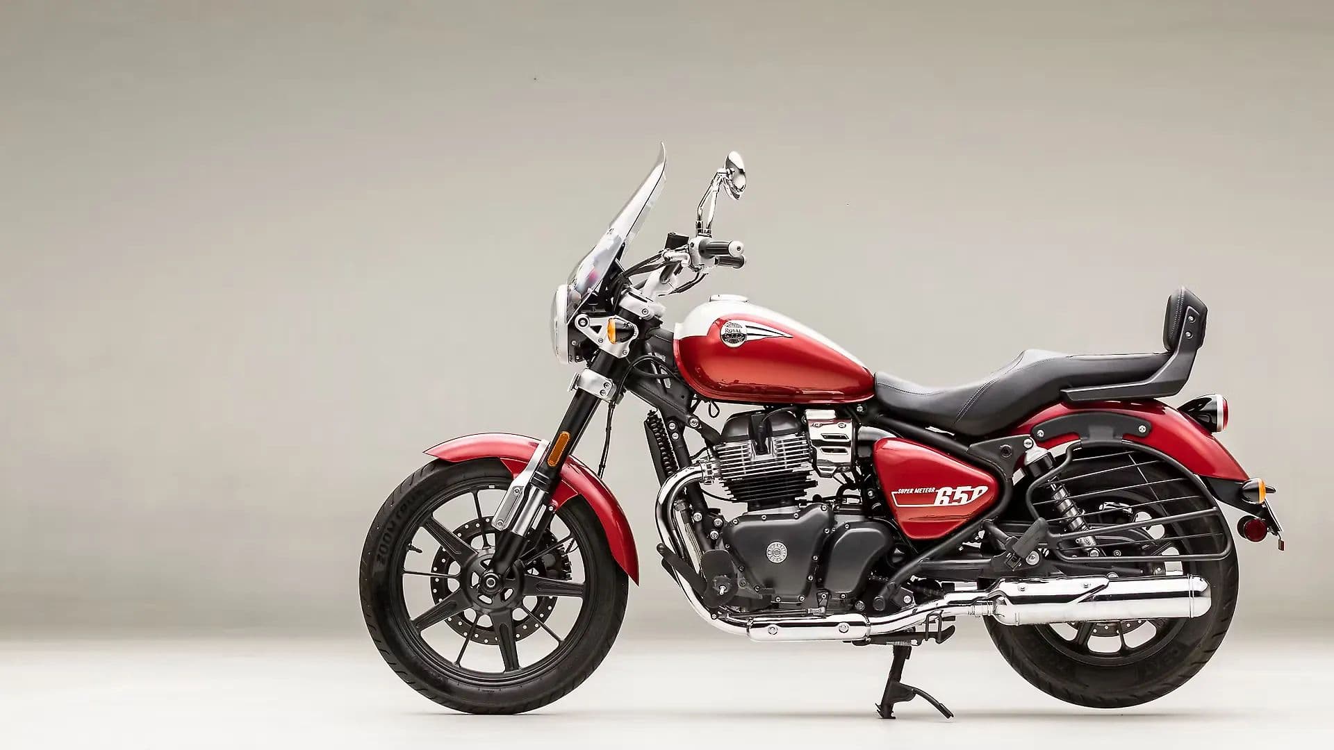 Royal Enfield Super Meteor 650 Left Side View