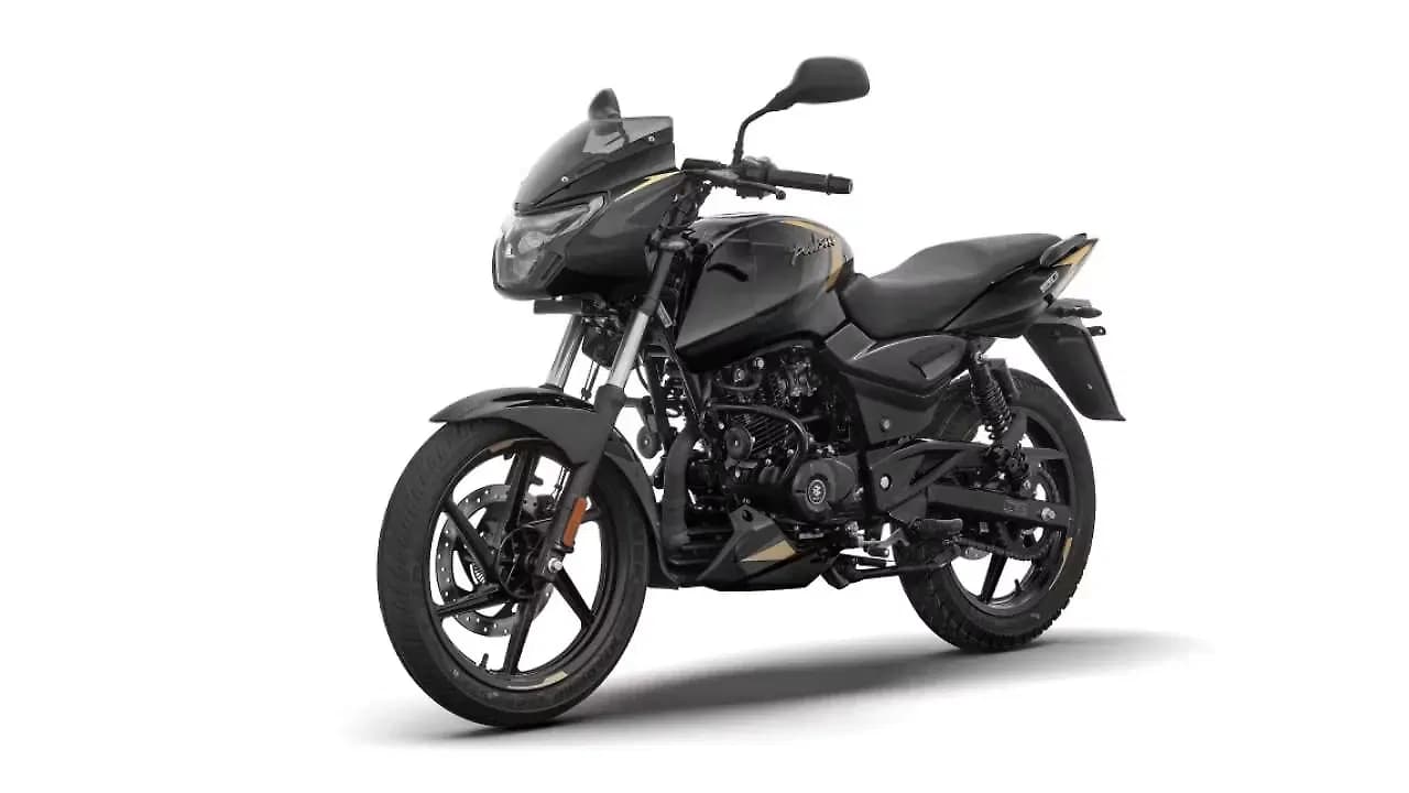 Bajaj Pulsar 180 Left Front Three Quarter