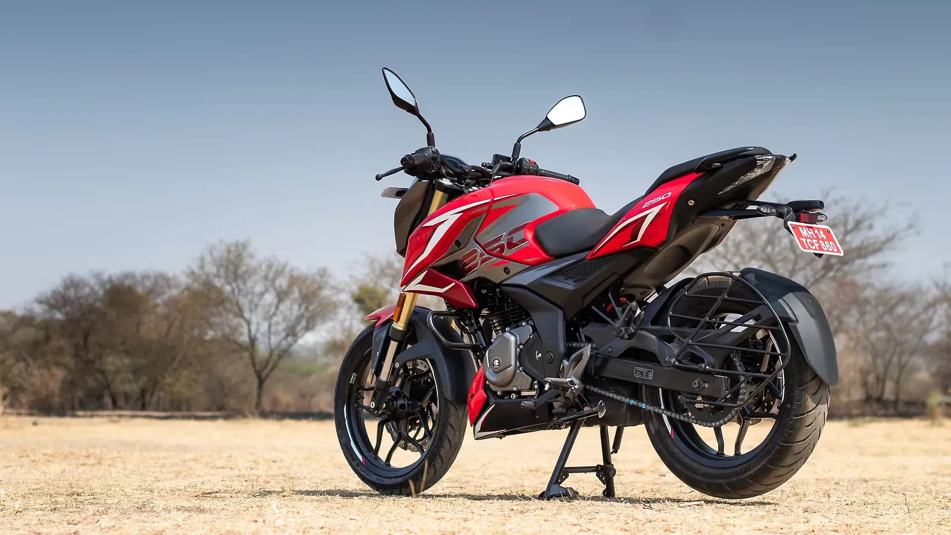 Bajaj Pulsar N250 Left Rear Three Quarter