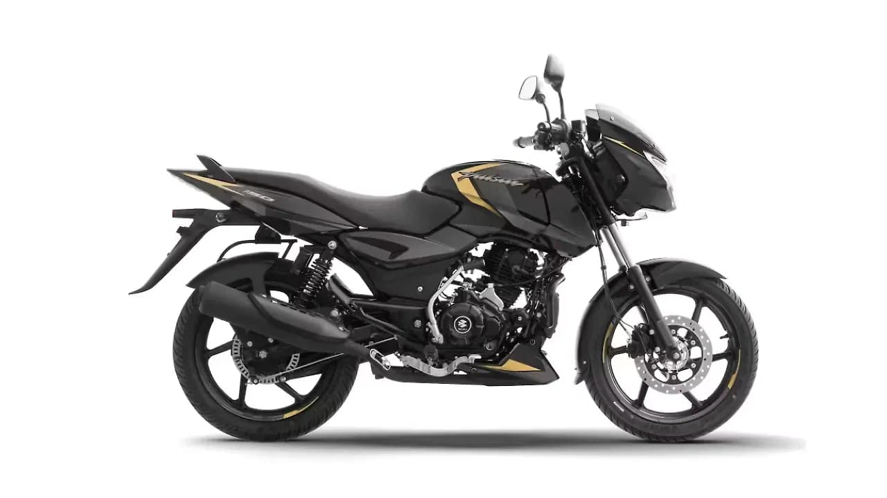 Bajaj Pulsar 150 in Black Gold