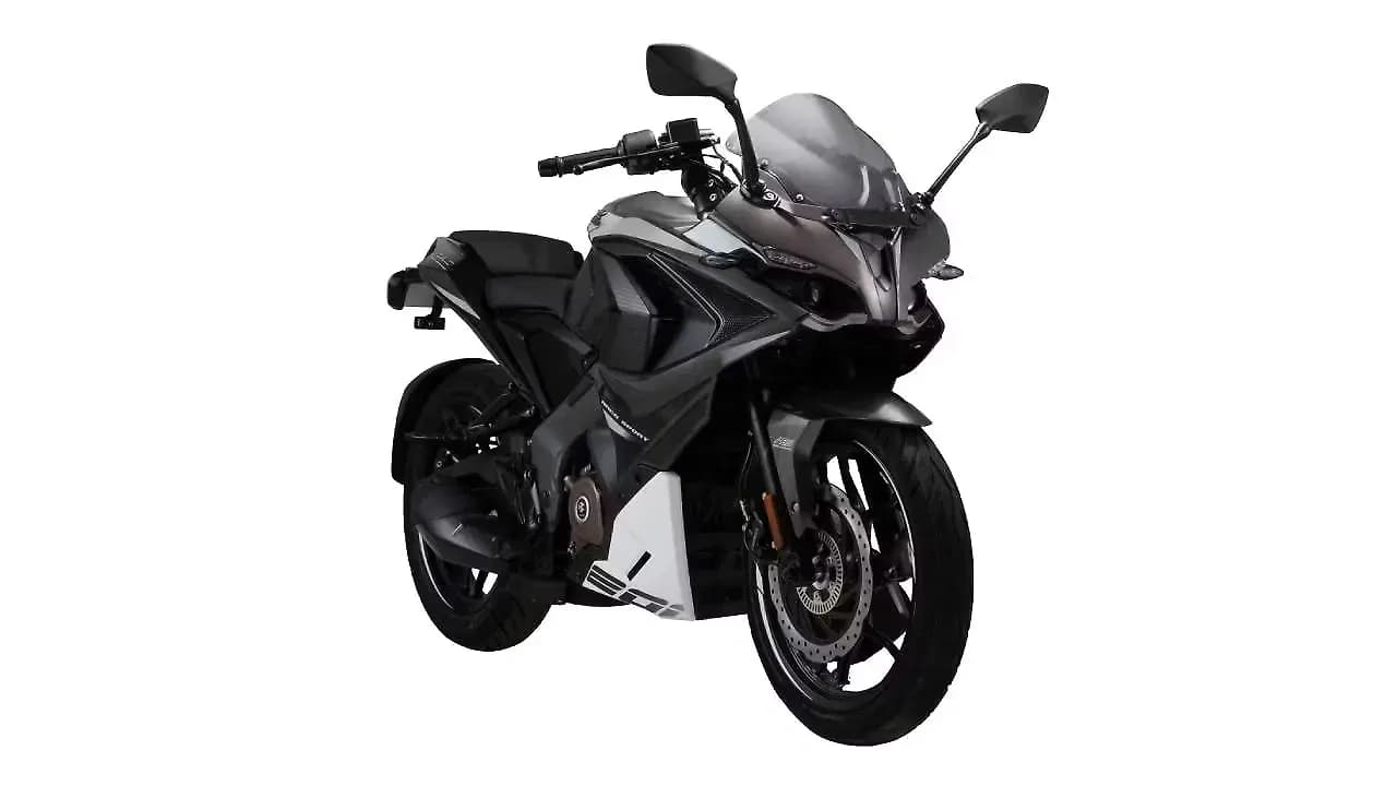 Bajaj Pulsar RS 200 Right Front Three Quarter