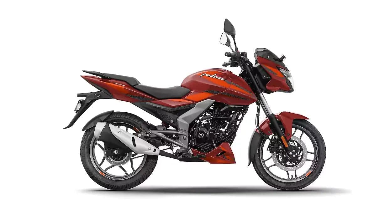 Bajaj Pulsar 150 in Red