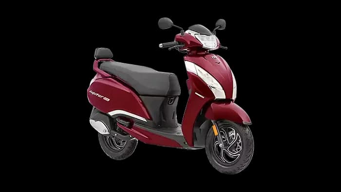 TVS Jupiter 125 Right Front Three Quarter