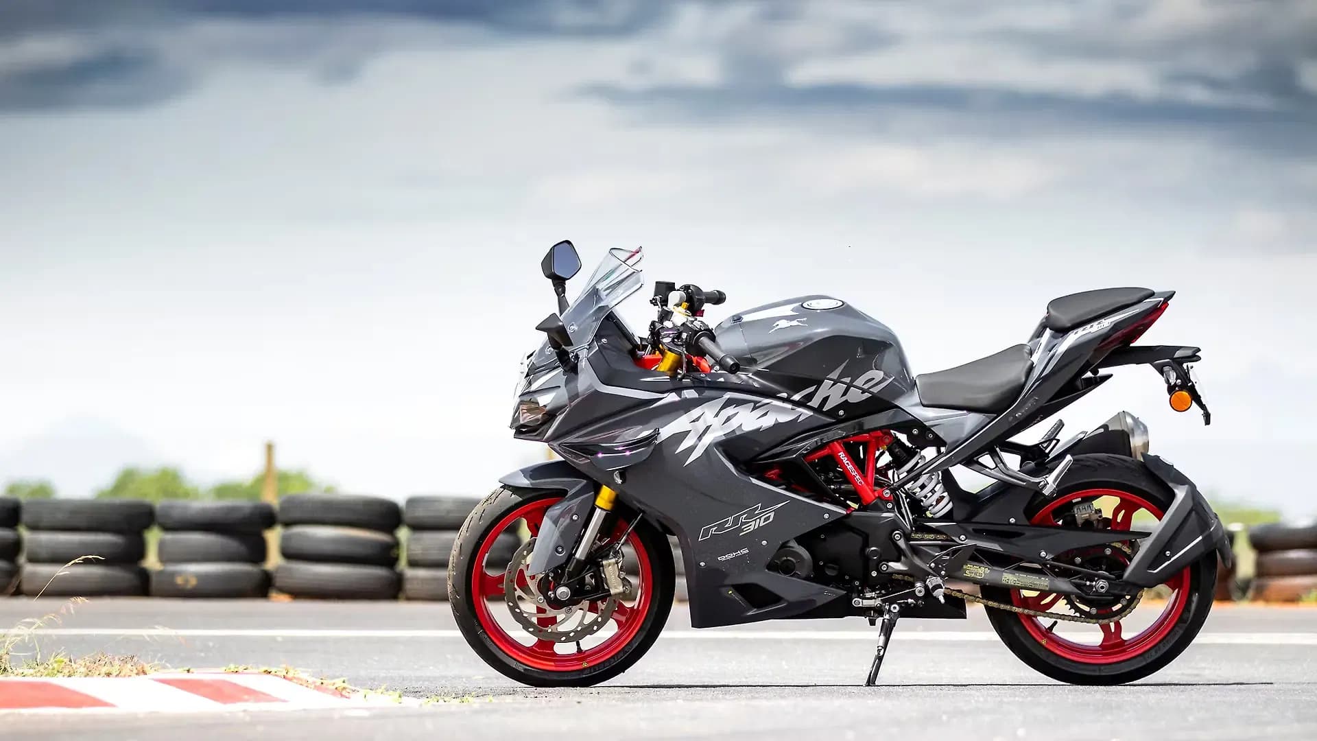 TVS Apache RR 310 Left Side View