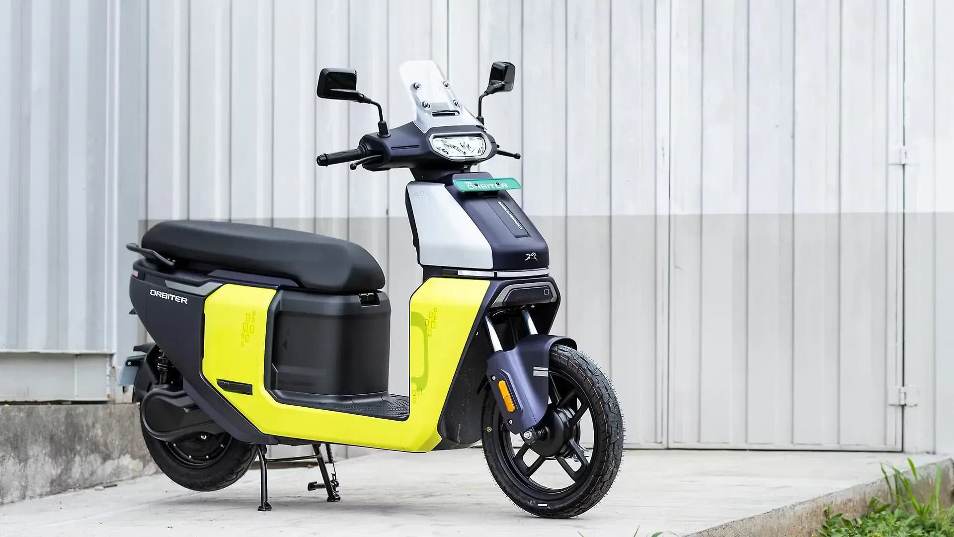 TVS Orbiter Right Front Three Quarter