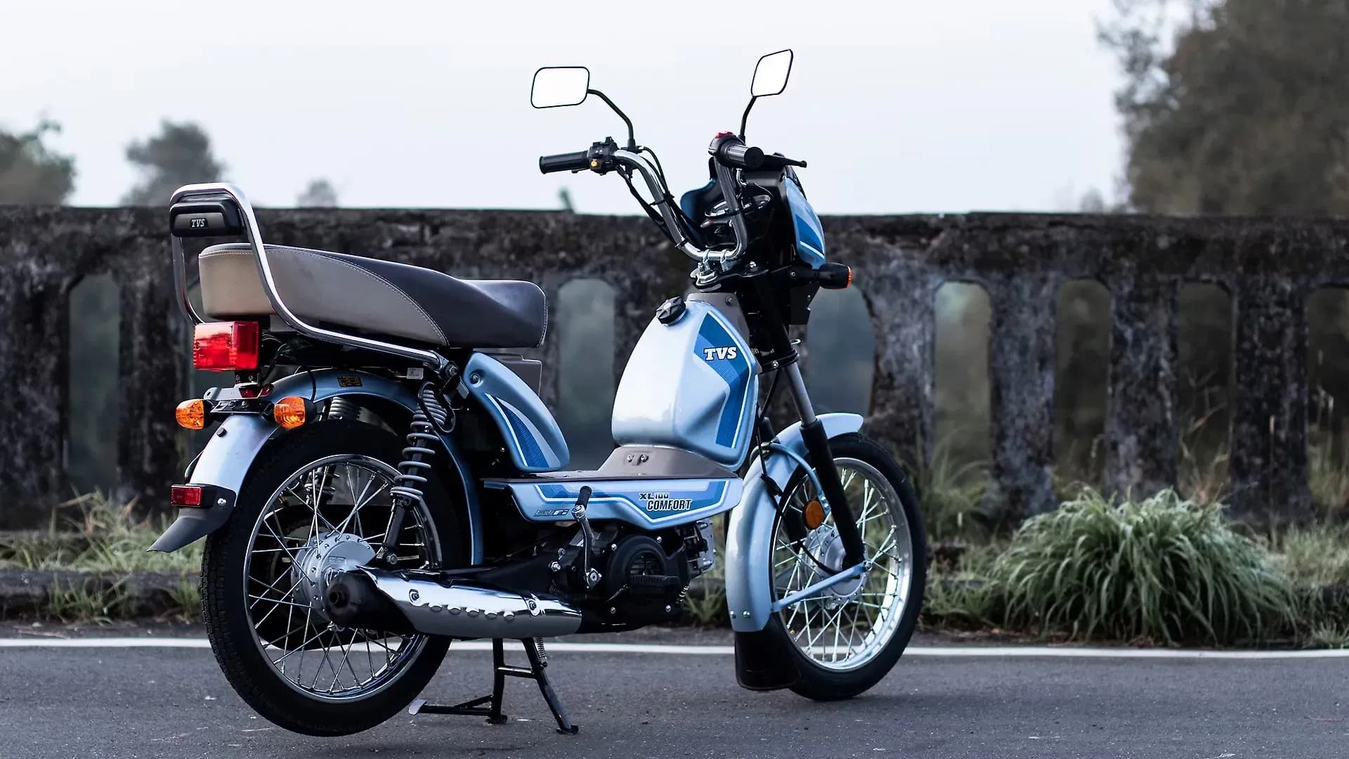 TVS XL100 Comfort Right Rear Three Quarter