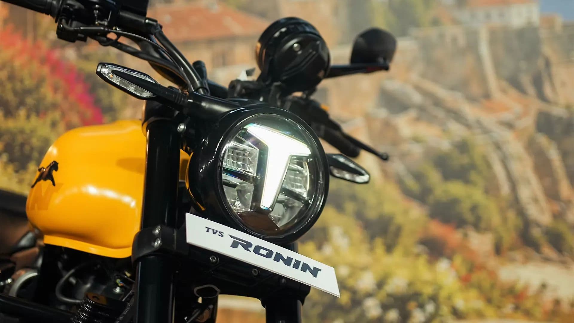 TVS Ronin Daytime Running Lamp