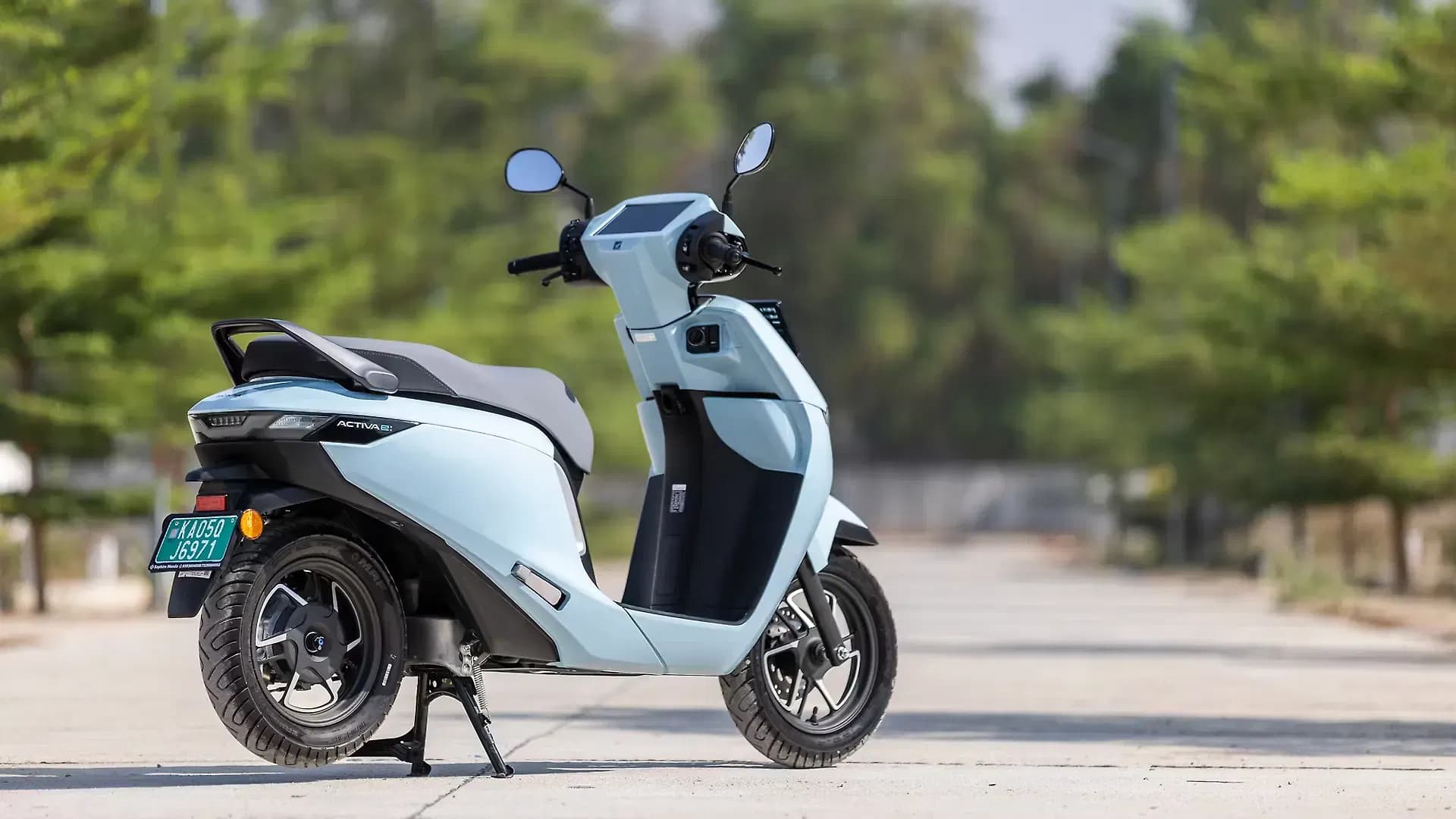 Honda Activa e Right Rear Three Quarter
