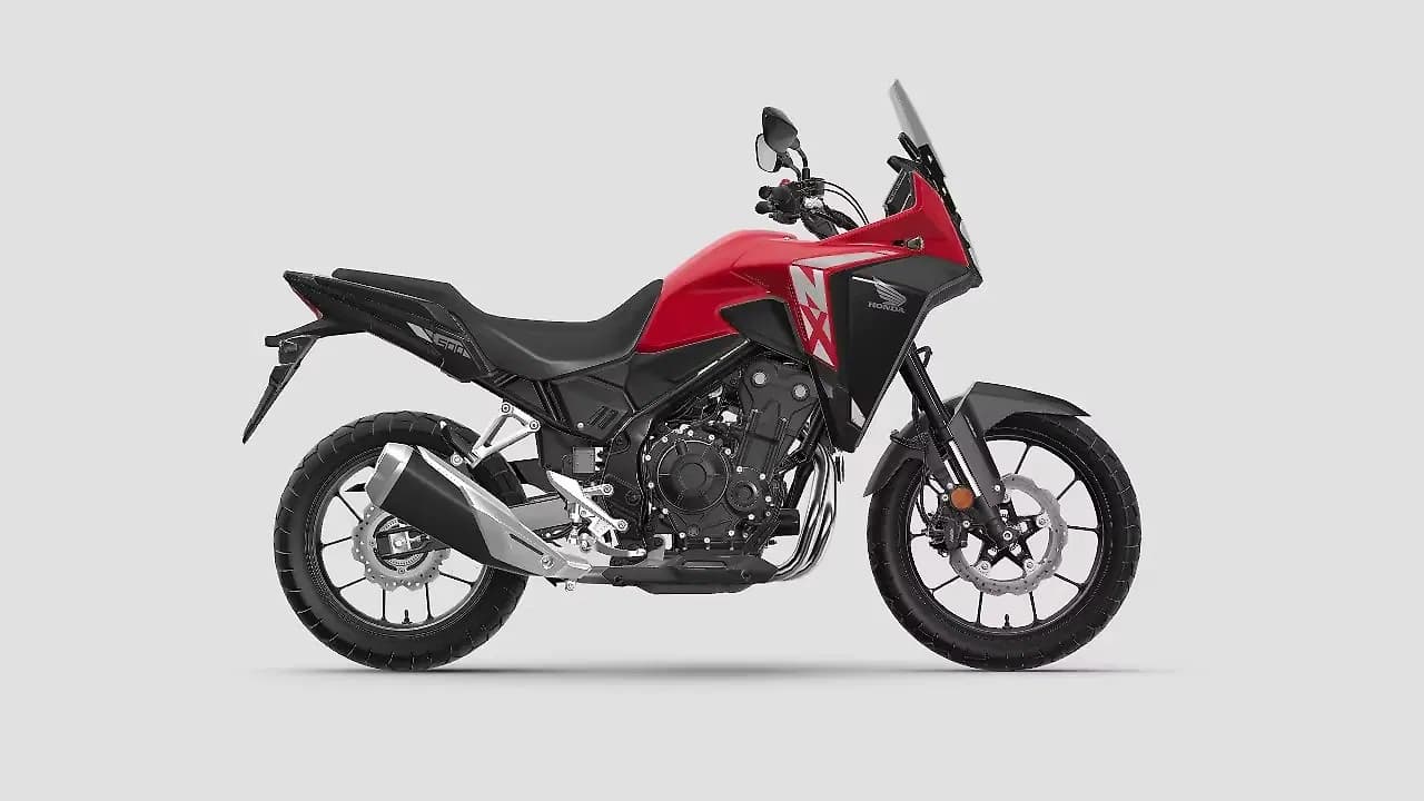 Honda NX500 Right Side View