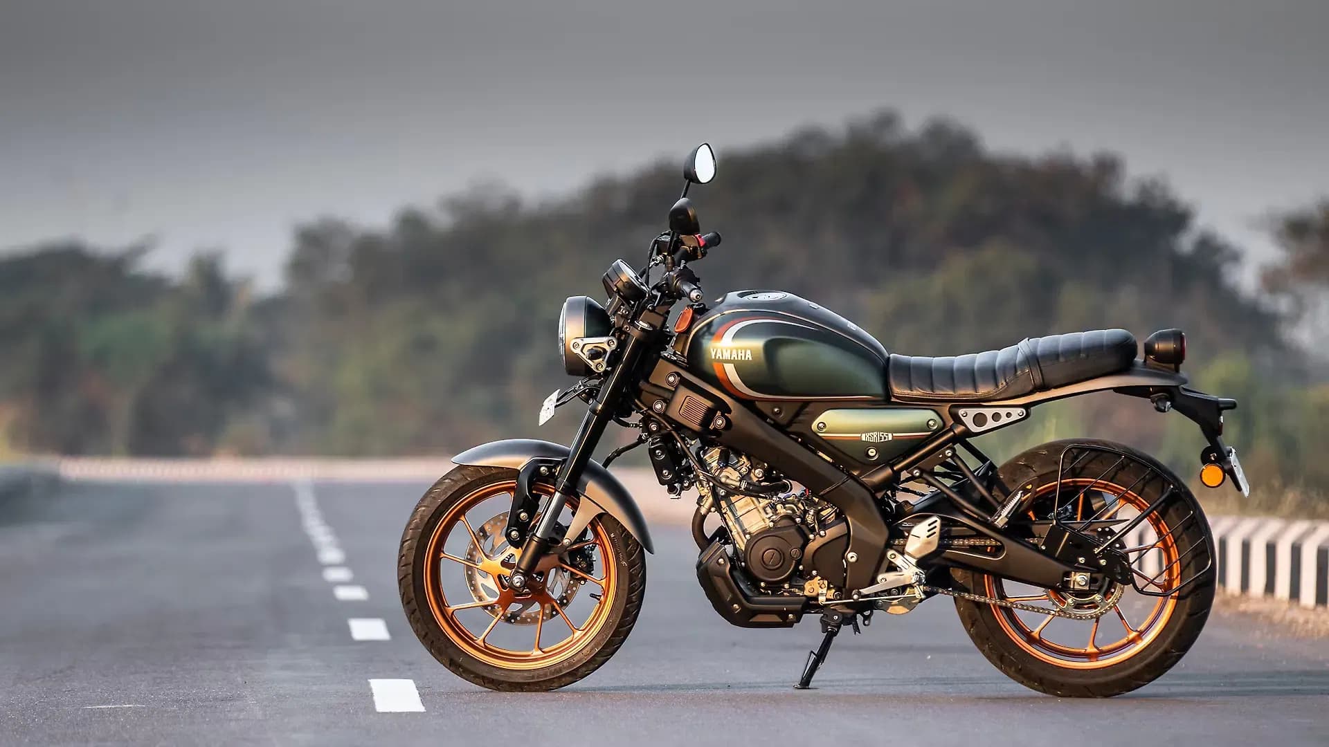 Yamaha XSR 155 Left Side View