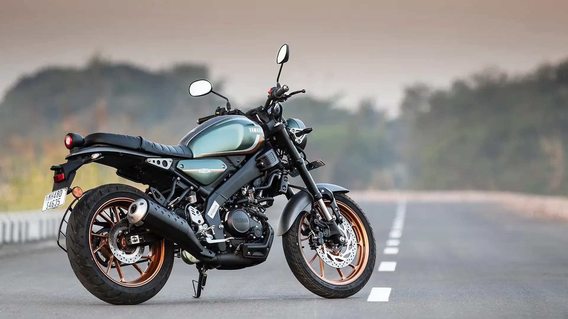 Yamaha XSR 155 Right Rear Three Quarter