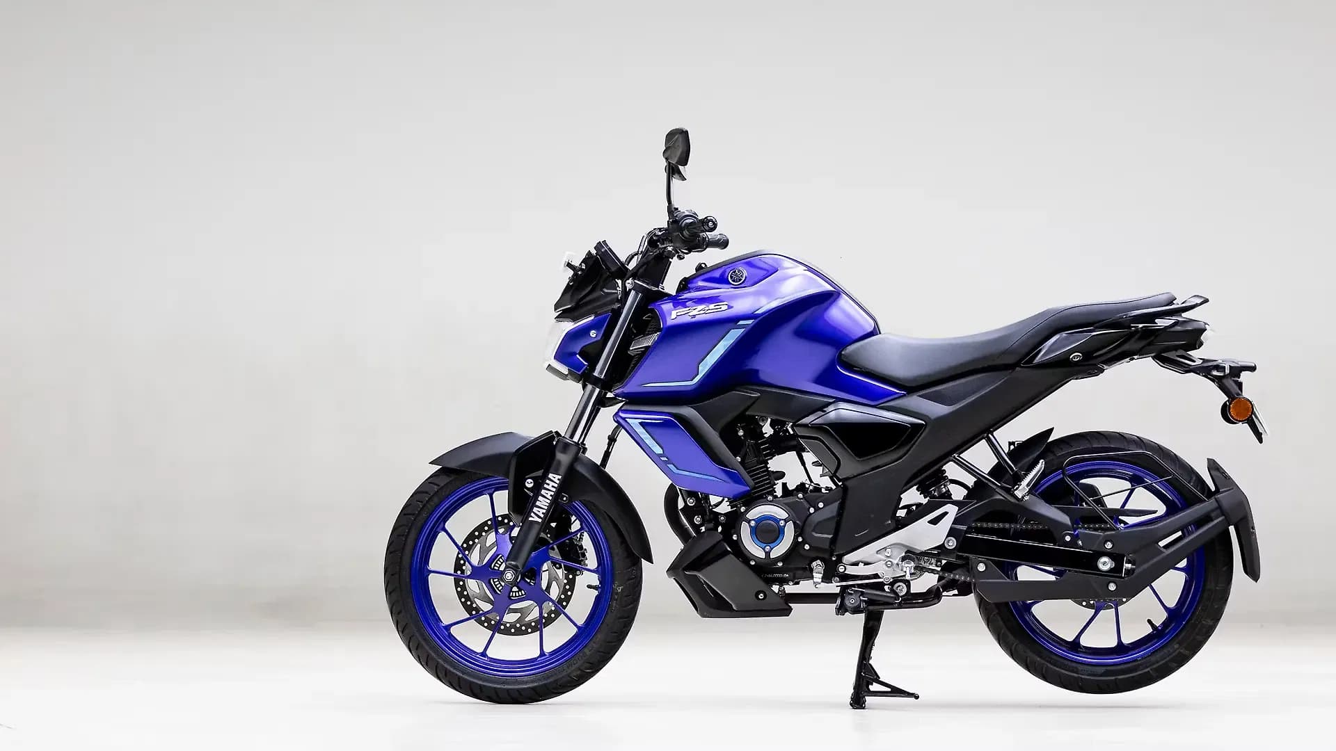 Yamaha FZ S Hybrid Left Side View