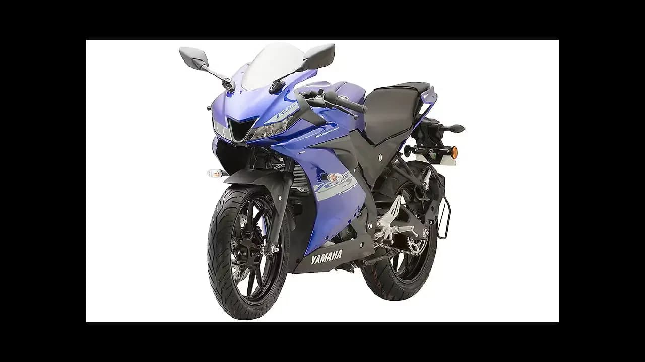 Yamaha R15S Left Front Three Quarter