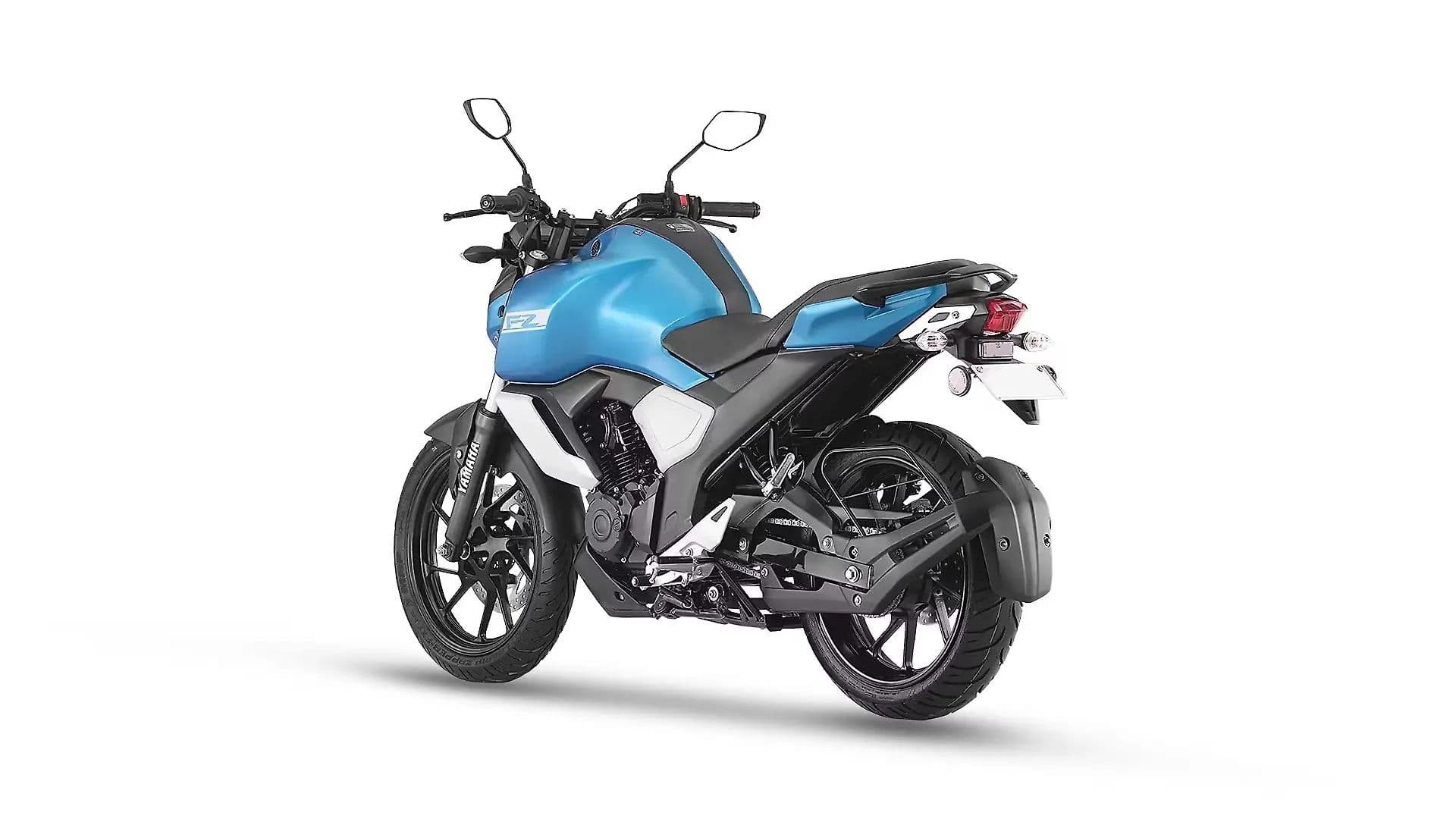 Yamaha FZ FI Left Rear Three Quarter