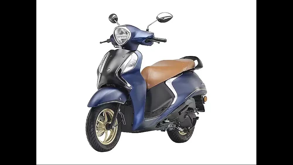 Yamaha Fascino 125 Left Front Three Quarter