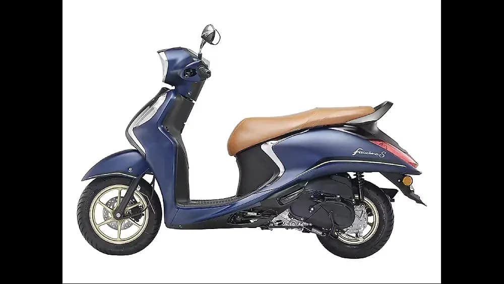 Yamaha Fascino 125 Left Side View