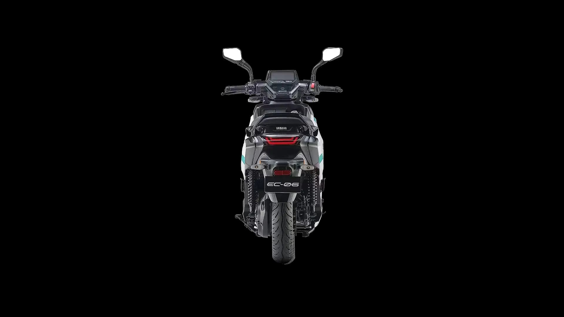 Yamaha EC-06 Rear View