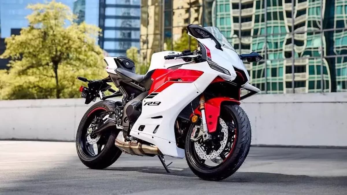 YZF R9