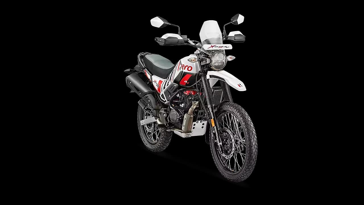 Hero Xpulse 200 4V Right Front Three Quarter