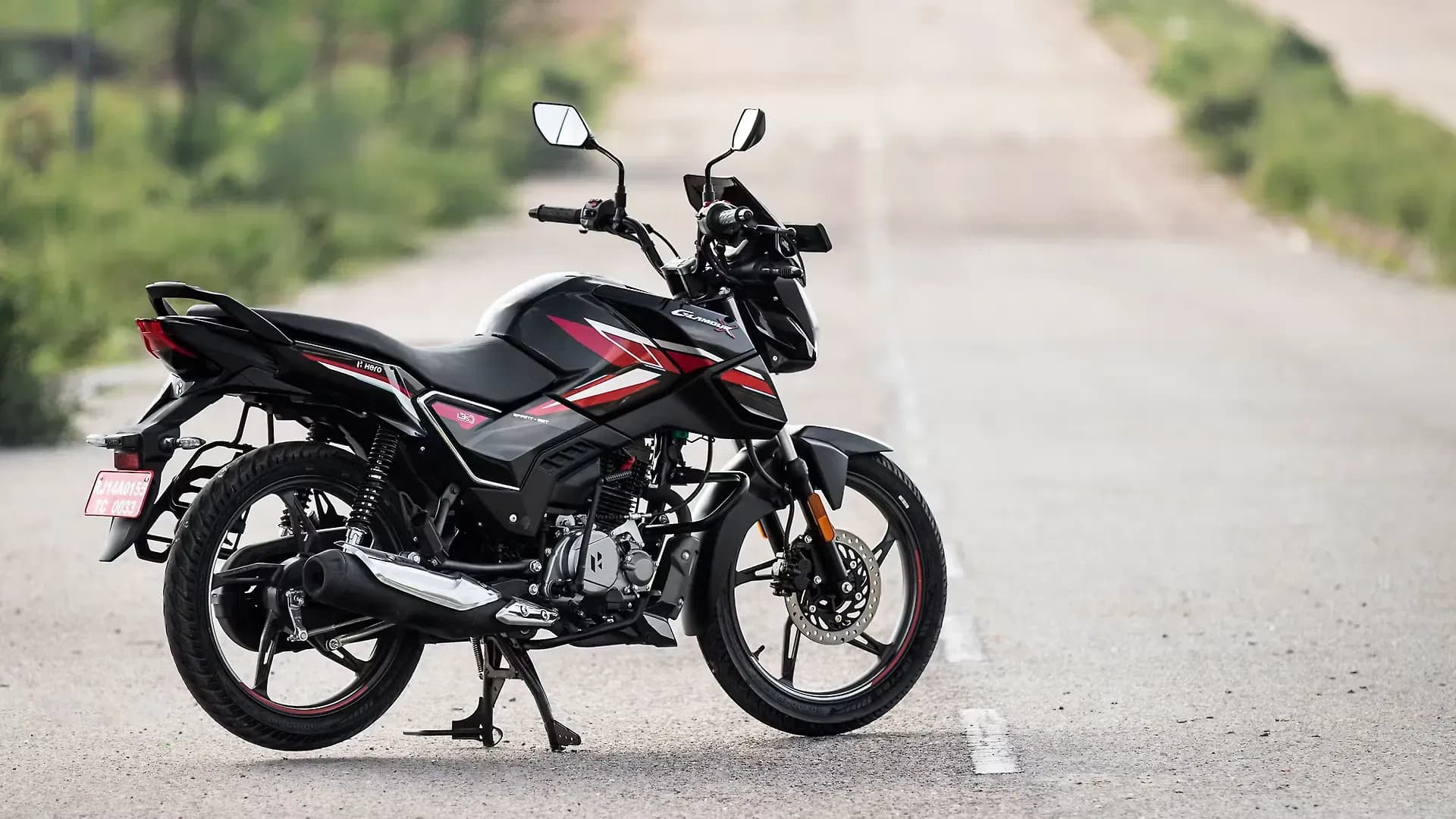 Hero Glamour X 125 Right Rear Three Quarter