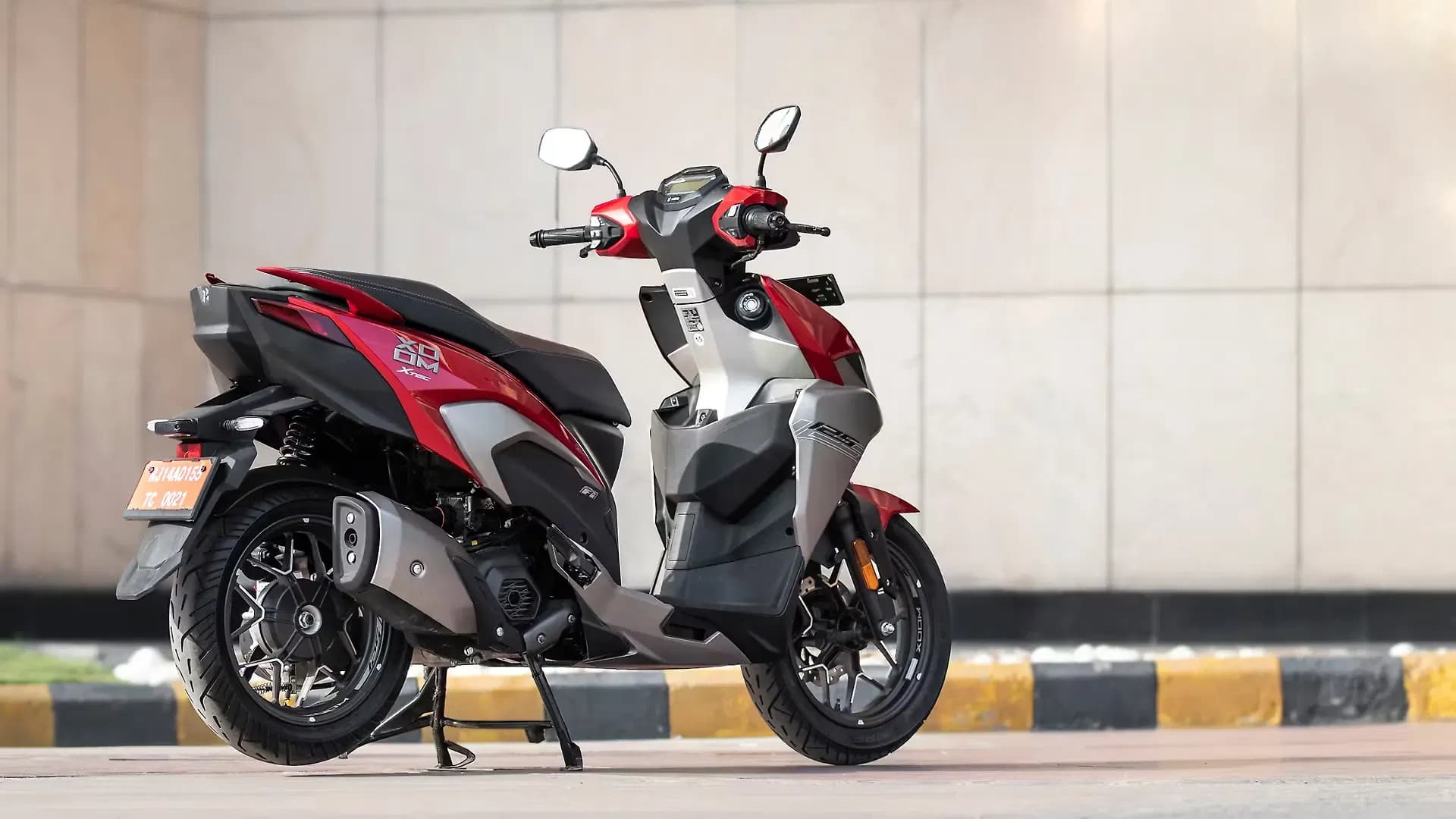 Hero Xoom 125 Right Rear Three Quarter