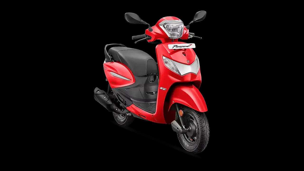 Hero Pleasure + Right Front Three Quarter