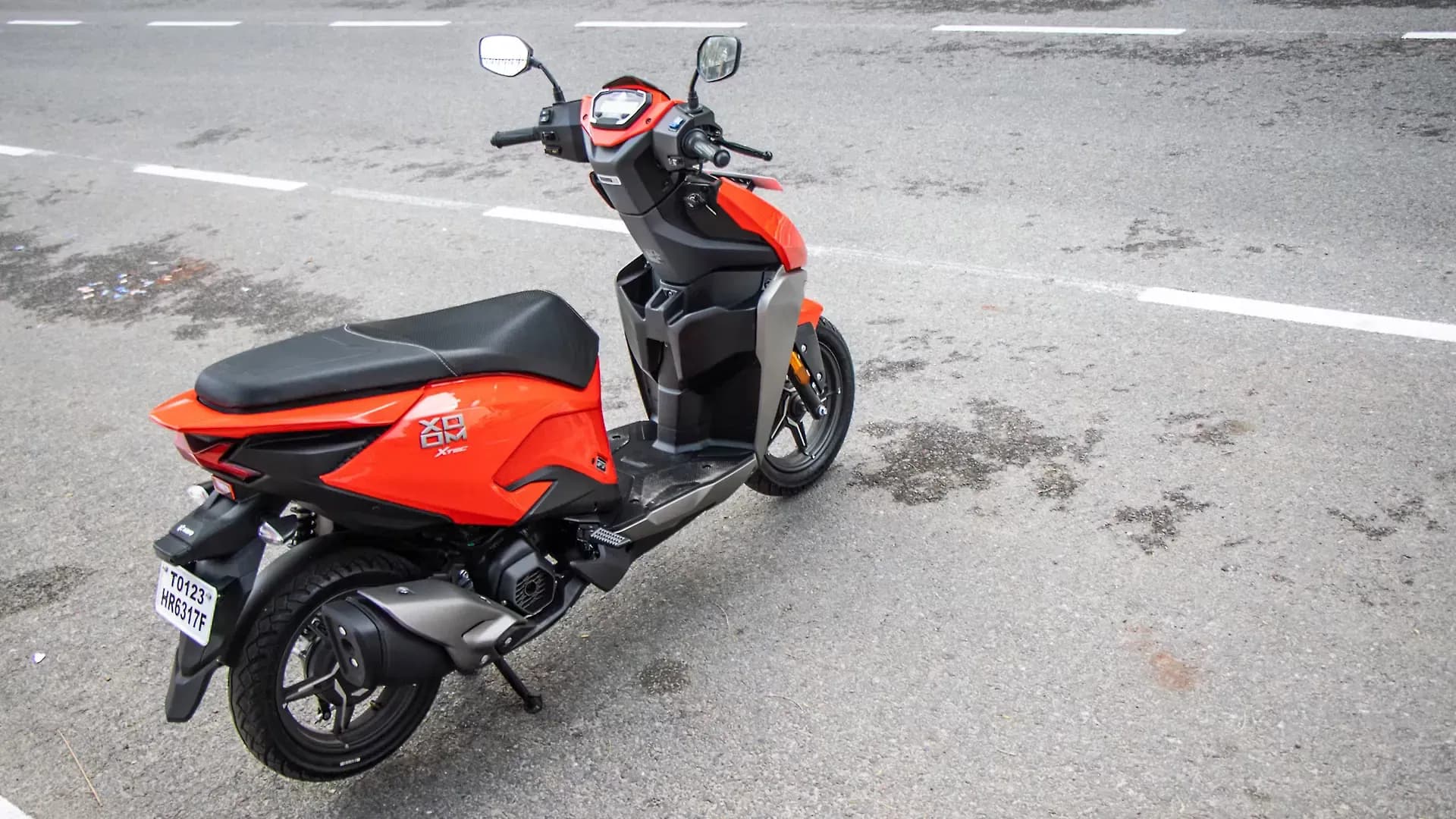 Hero Xoom 110 Right Rear Three Quarter