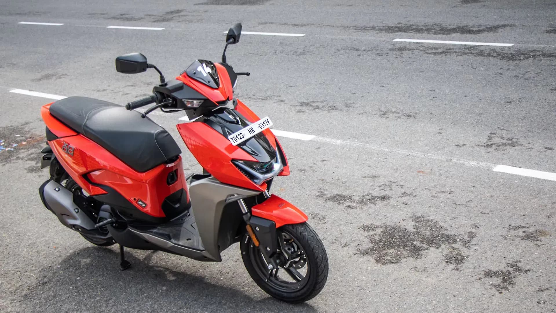 Hero Xoom 110 Right Front Three Quarter