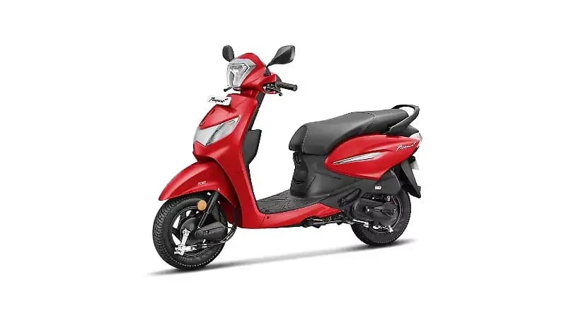Hero Pleasure + Xtec Left Front Three Quarter