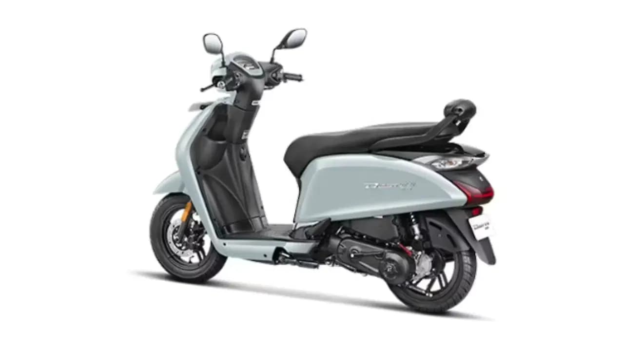 Hero Destini 110 Left Rear Three Quarter
