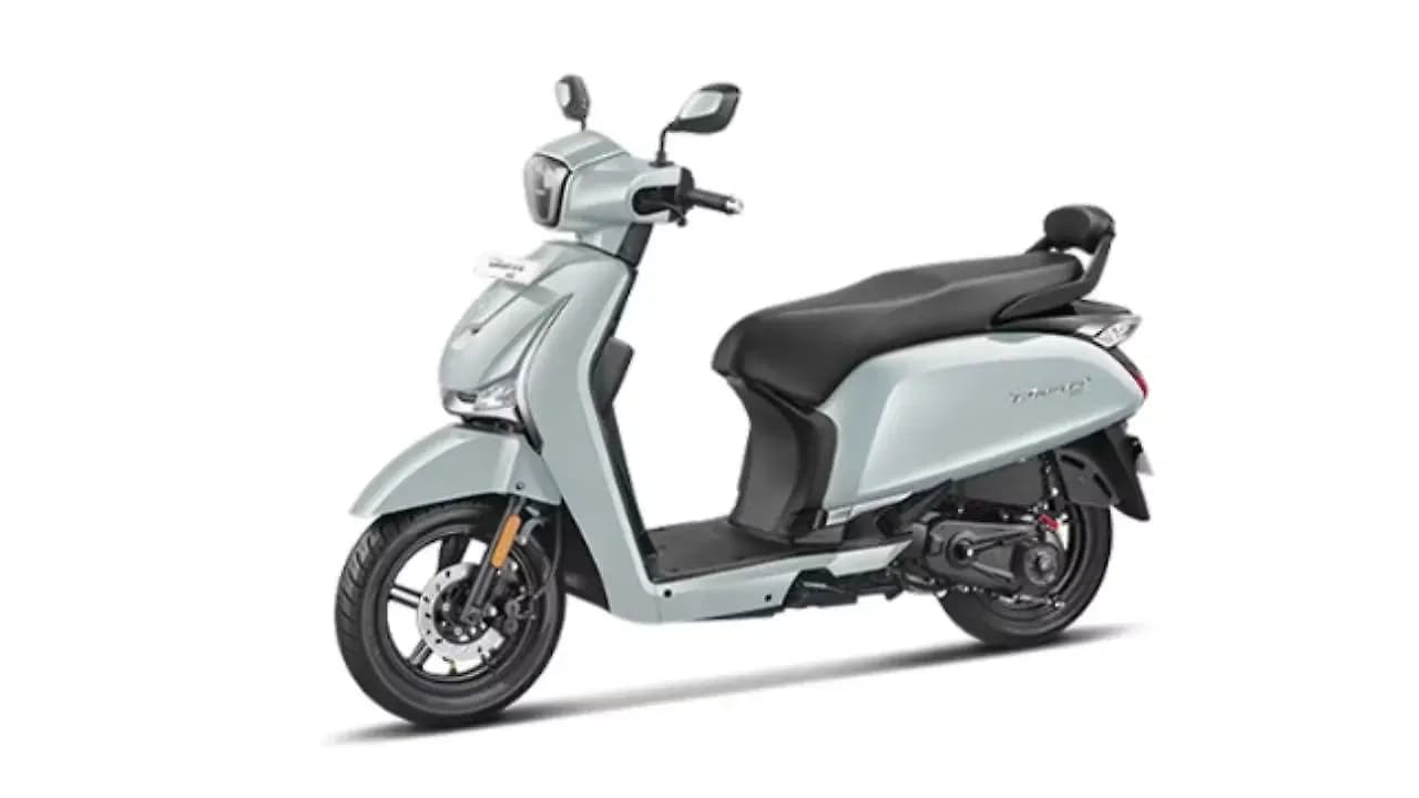 Hero Destini 110 Left Front Three Quarter