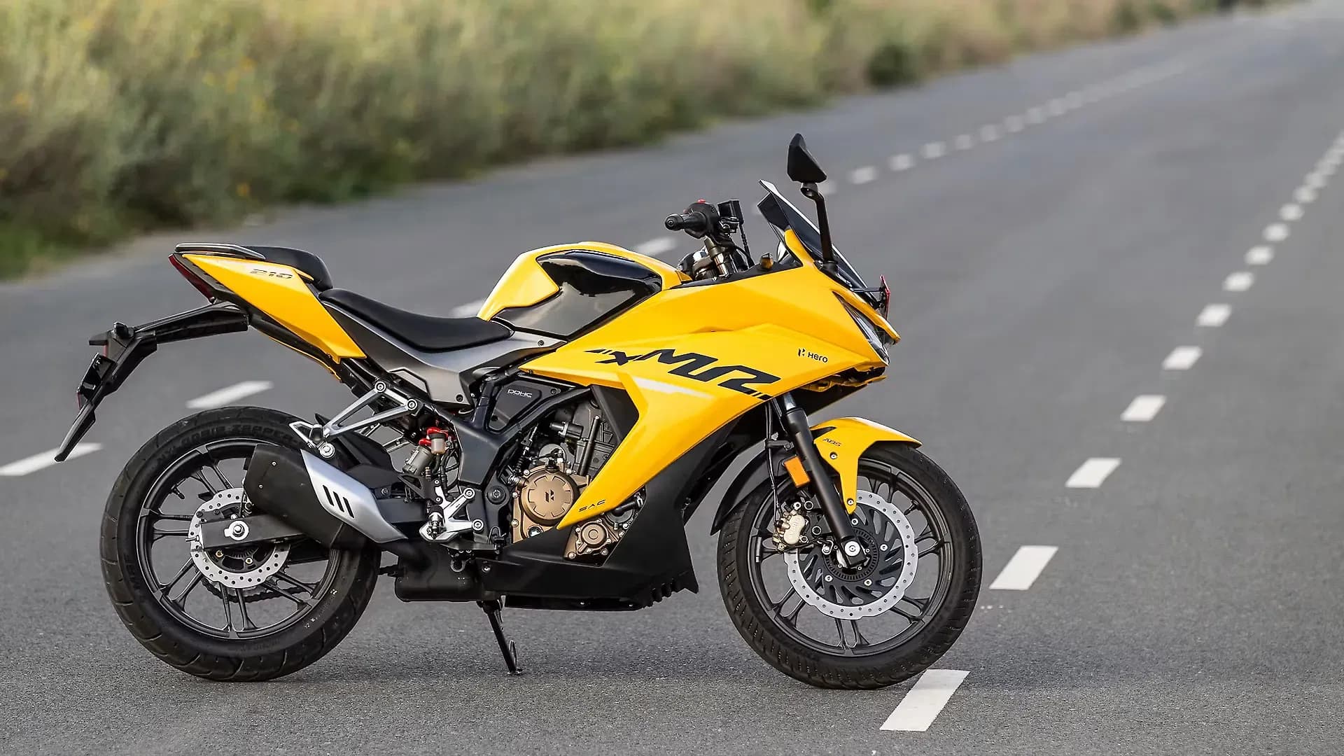 Hero Karizma XMR Right Side View