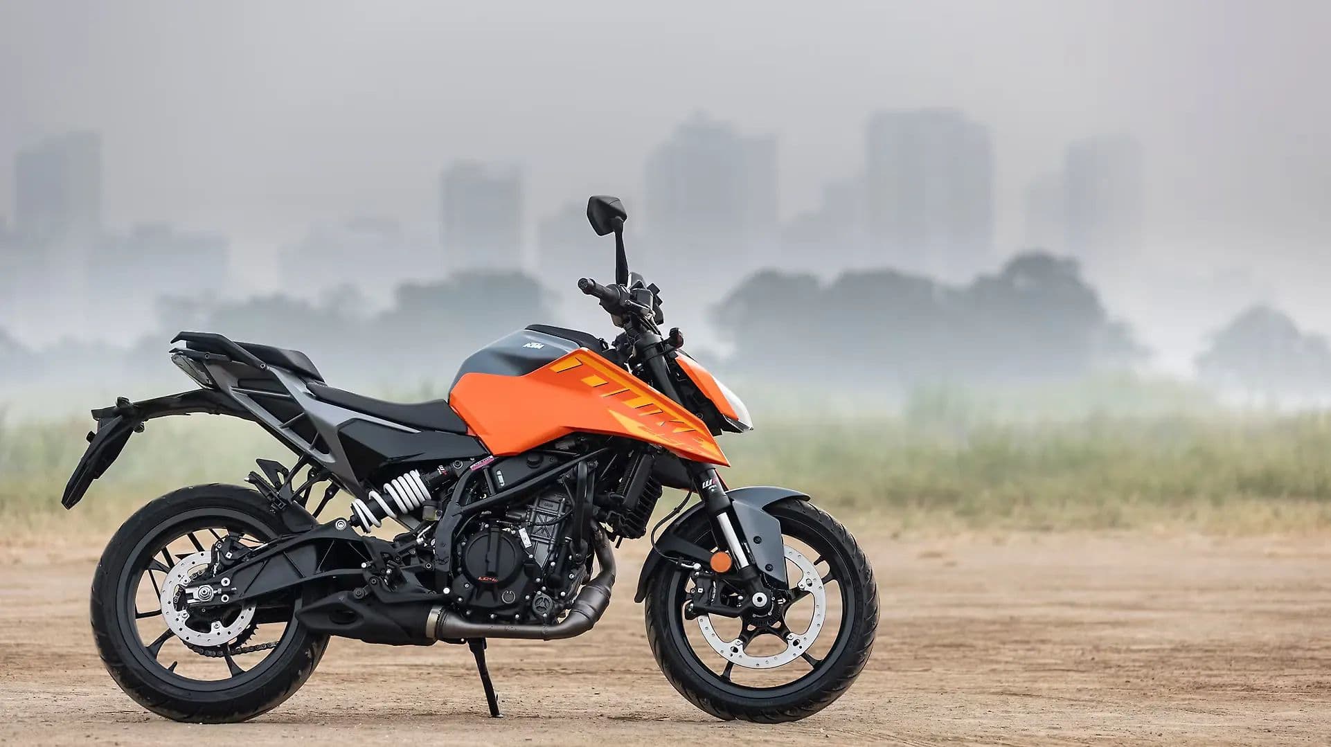 KTM 250 Duke Right Side View