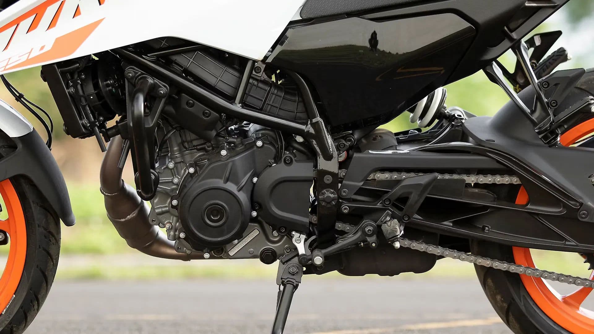 KTM 250 Duke Engine From Left