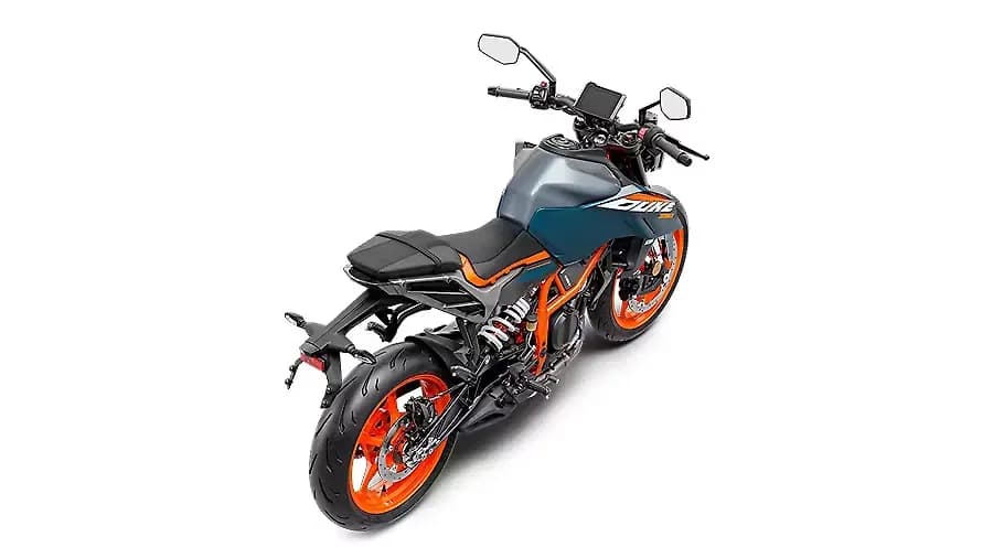 KTM 390 Duke [2024] Right Rear Three Quarter