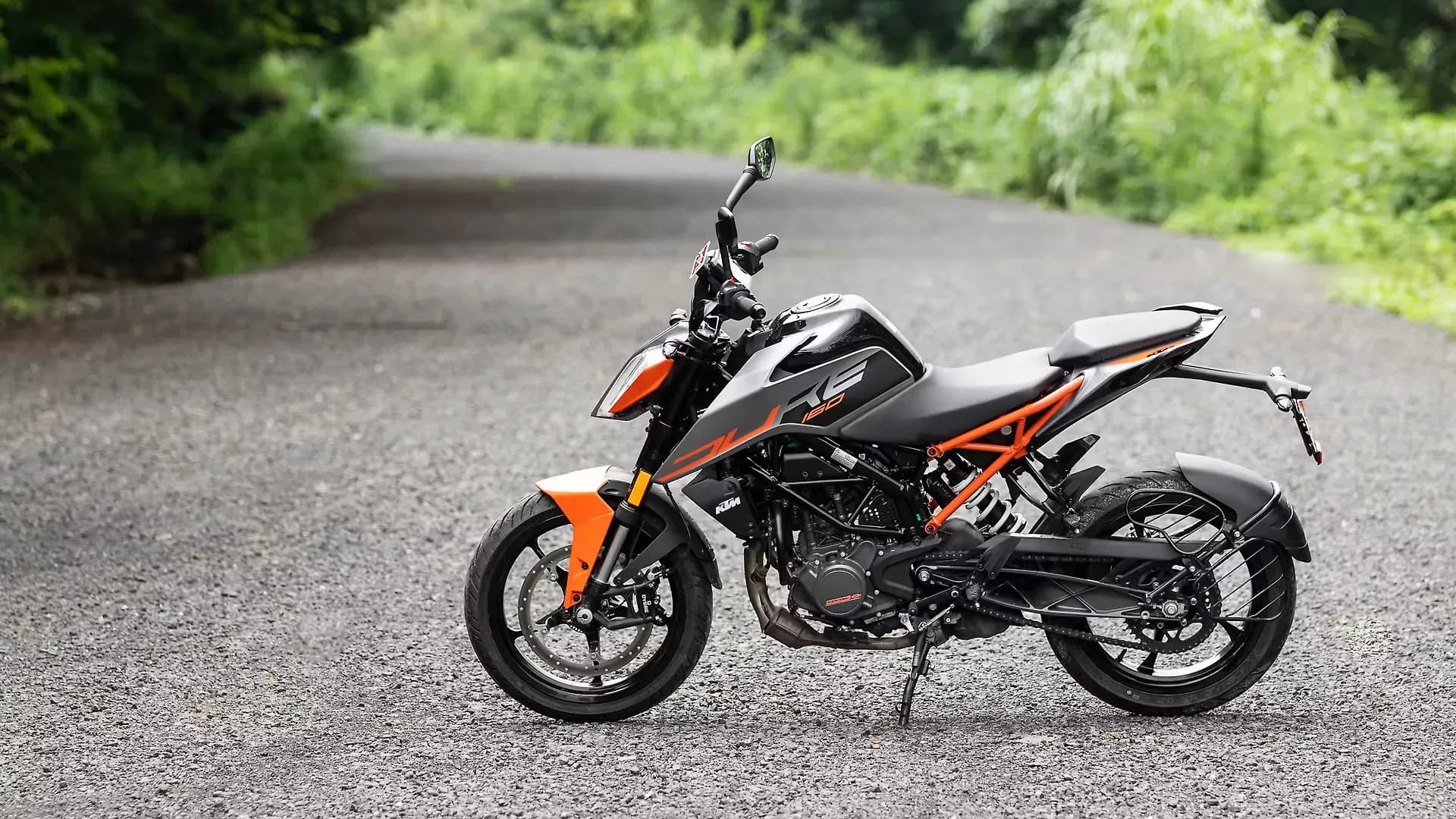 KTM 160 Duke Left Side View