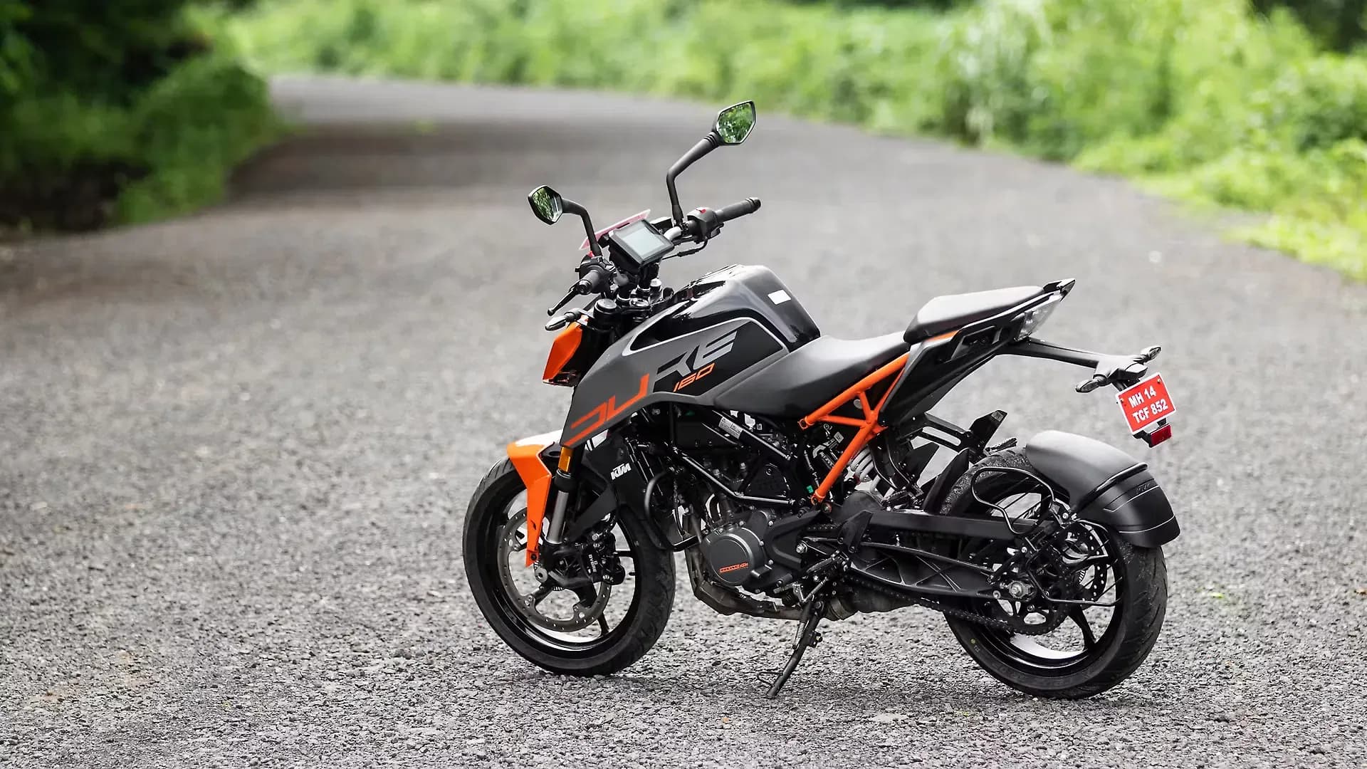 KTM 160 Duke Left Rear Three Quarter