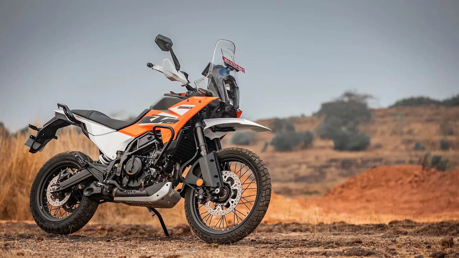 KTM 390 Adventure [2025] Right Front Three Quarter