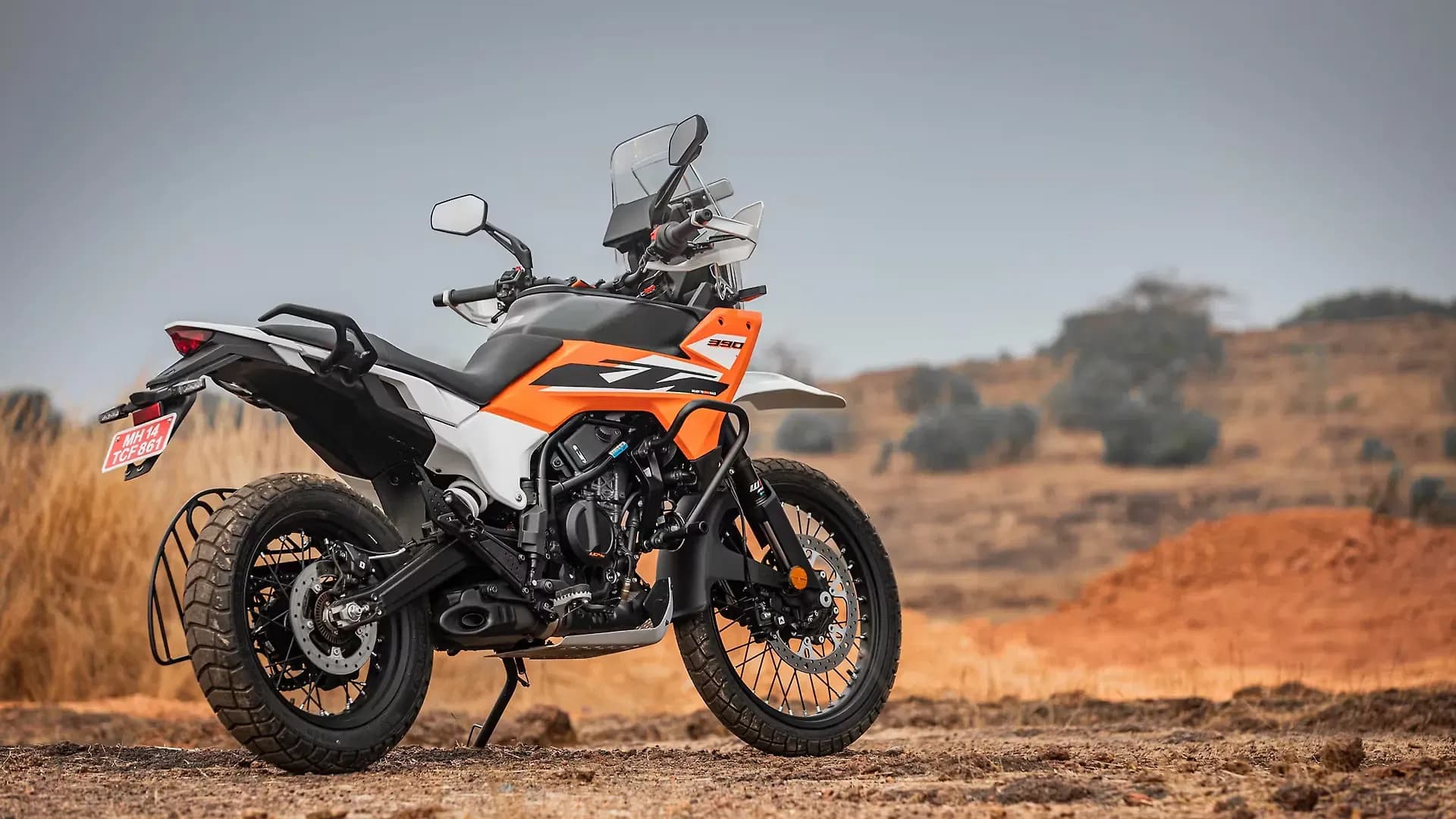 KTM 390 Adventure [2025] Right Rear Three Quarter