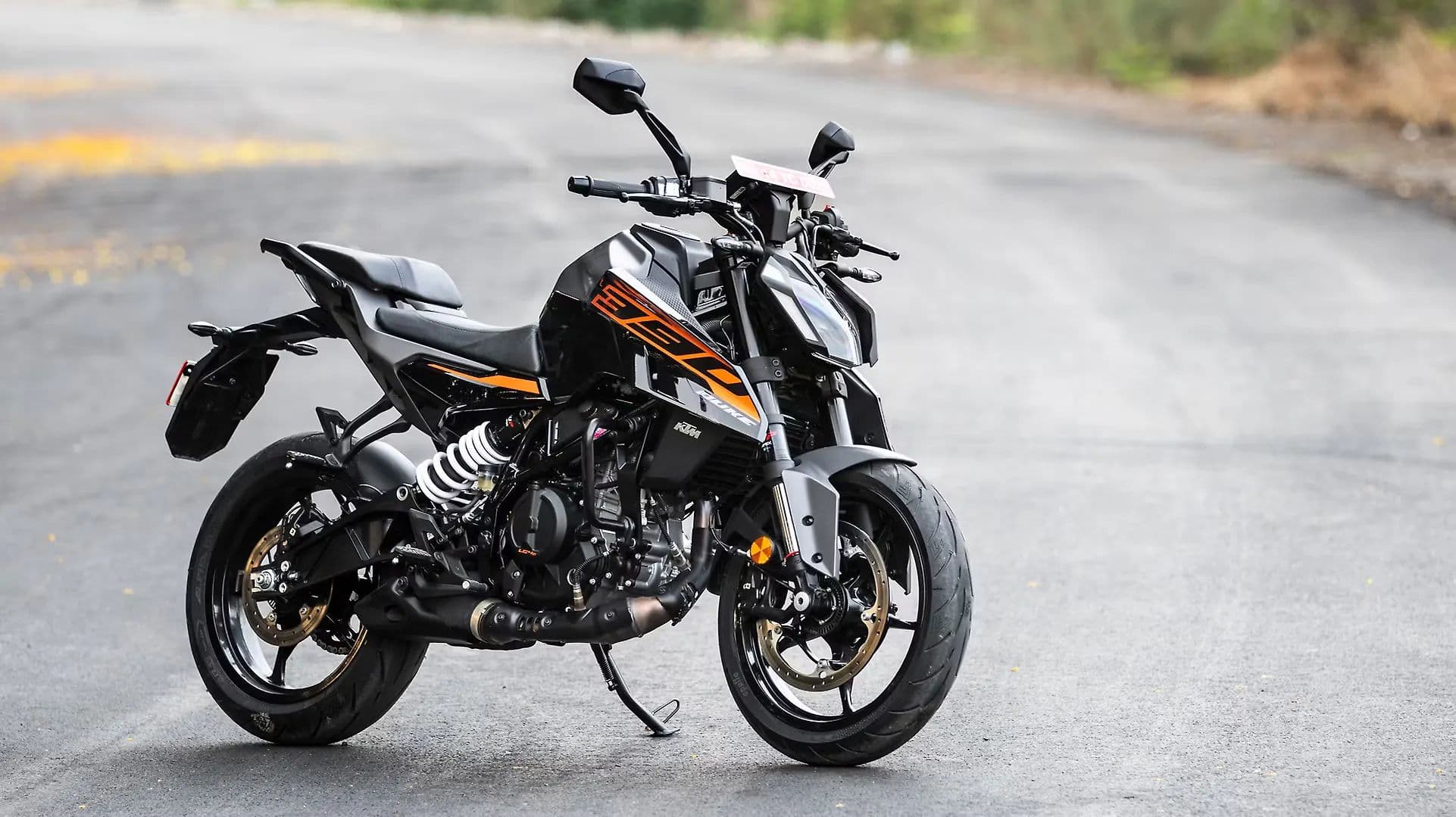 KTM 390 Duke Right Front Three Quarter