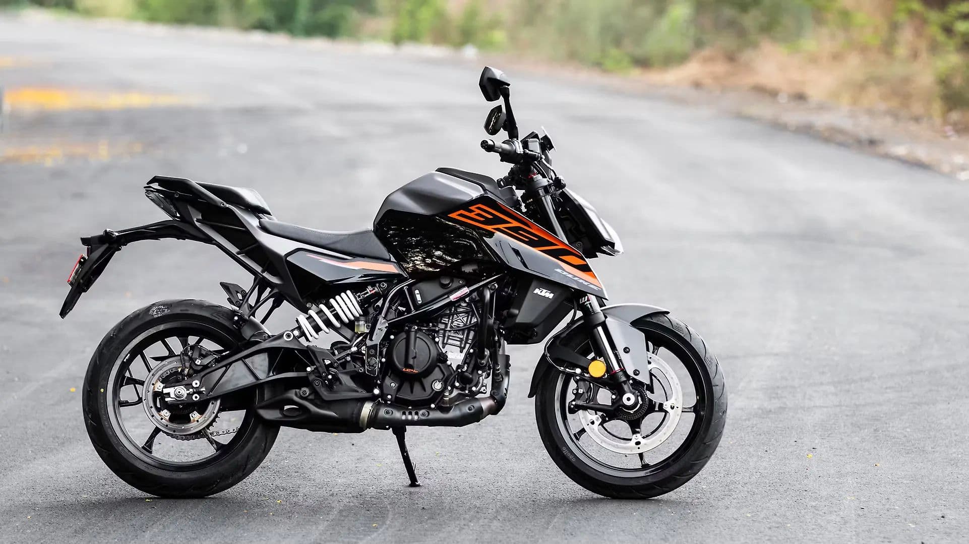 KTM 390 Duke Right Side View