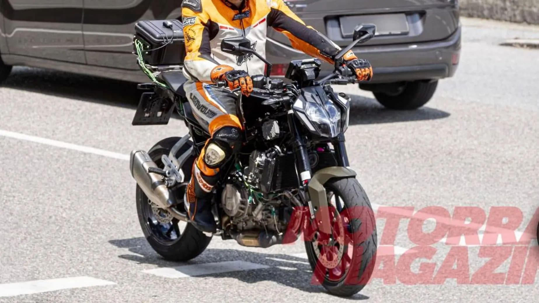 KTM 490 Duke Right Front Three Quarter