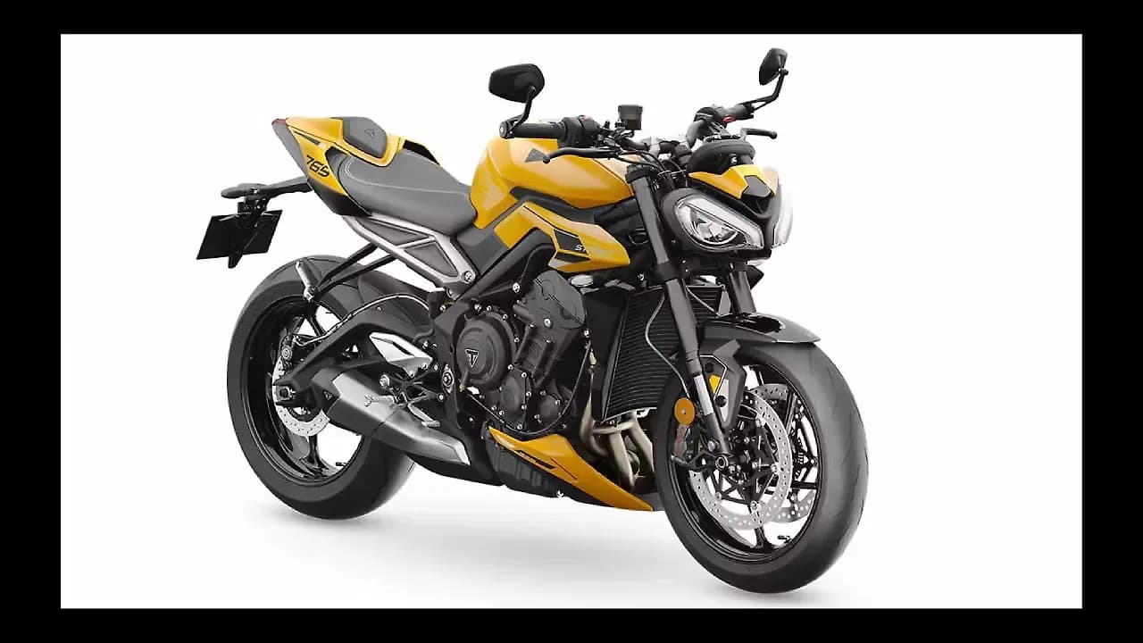 Triumph Street Triple RS Right Front Three Quarter