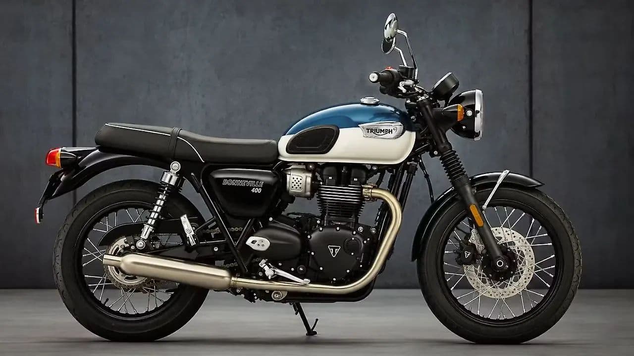 Triumph Bonneville 400 Right Side View