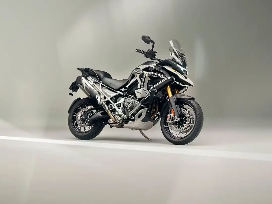 Triumph New Tiger 1200 Right Side View