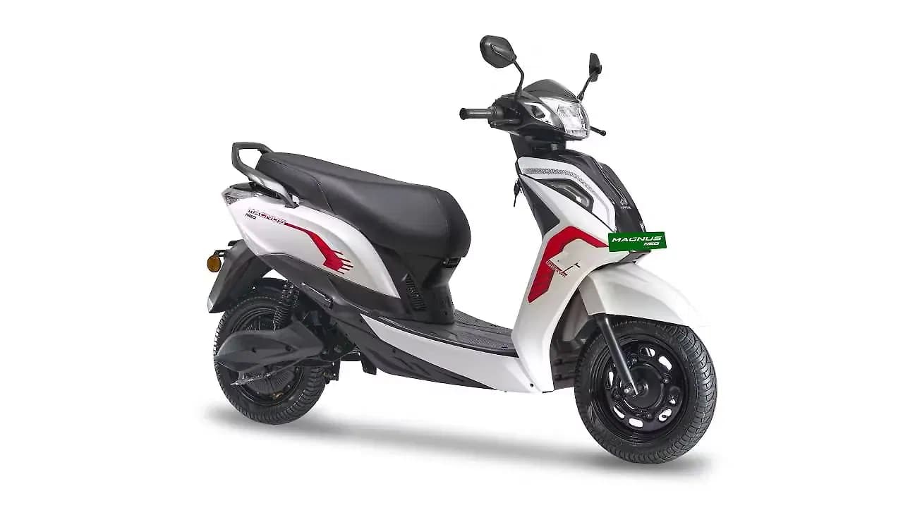 Ampere Magnus Right Front Three Quarter