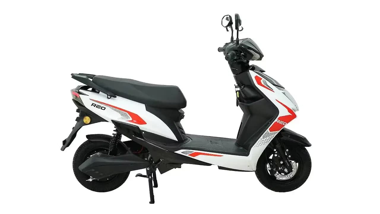 Ampere Reo Right Side View