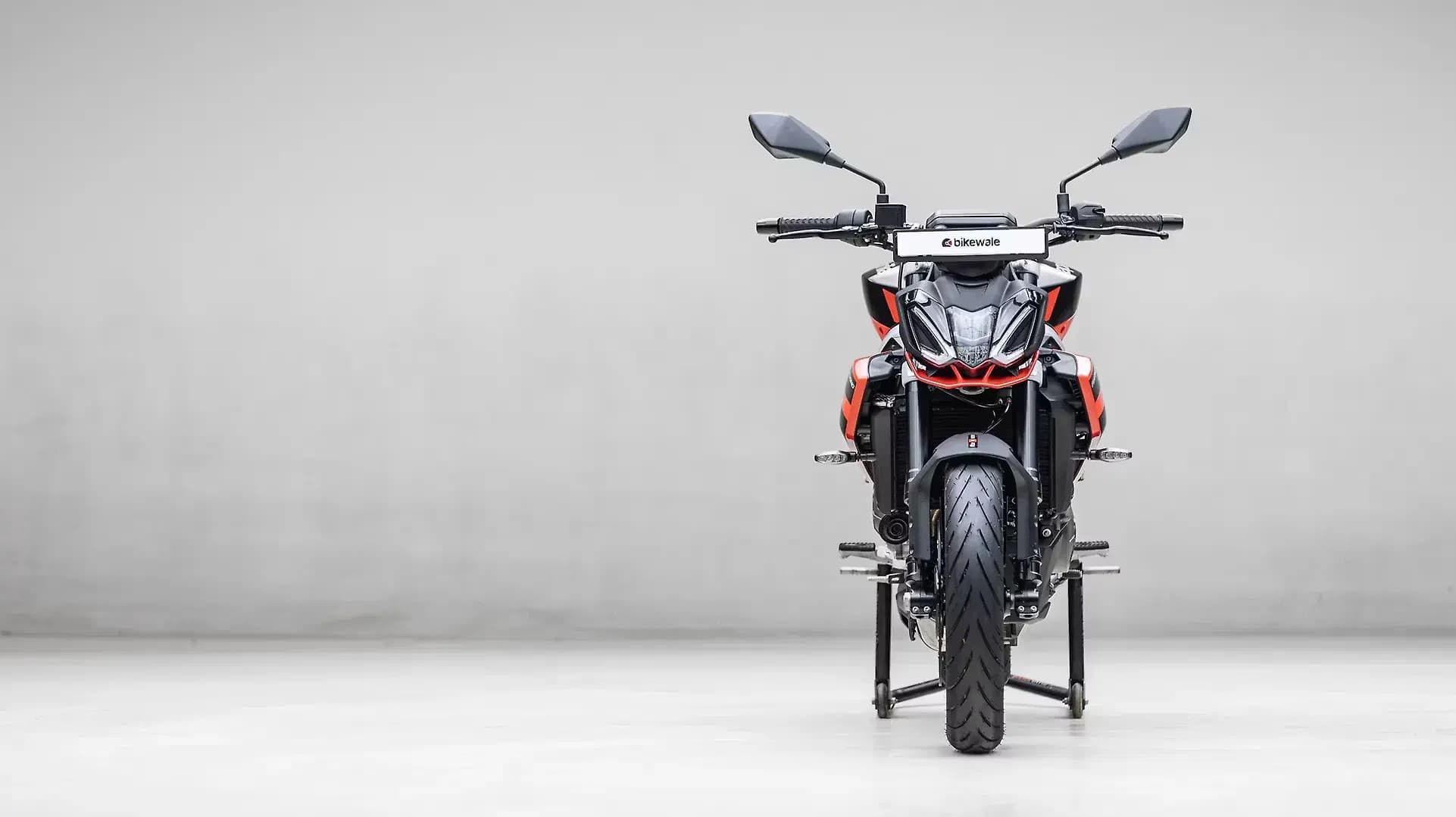 Aprilia Tuono 457 Front View