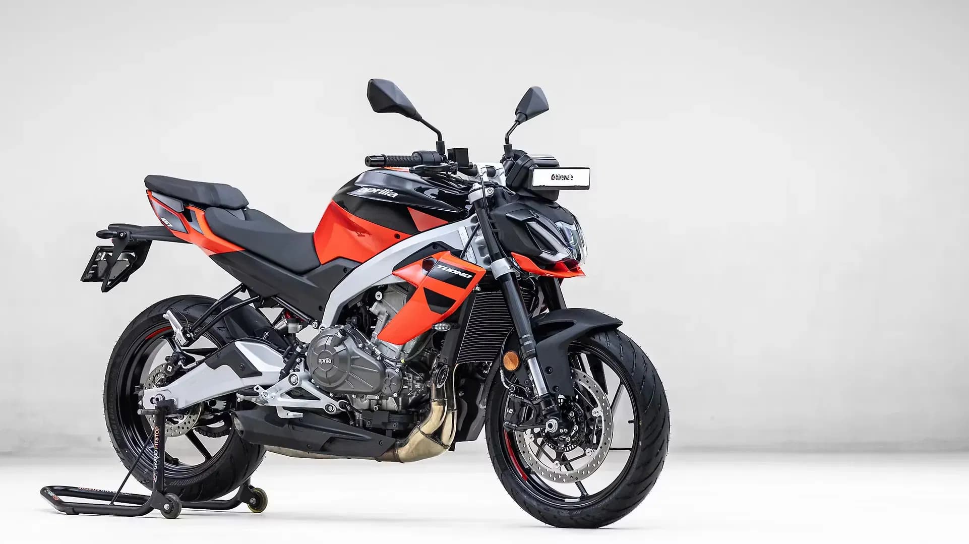 Aprilia Tuono 457 Right Front Three Quarter